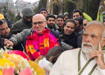 PM Modi extends wishes to Omar Abdullah