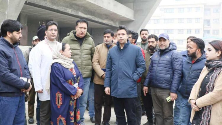 DC Srinagar Inspects Progress on Construction of OPD Block at SSH Shreen-Bagh