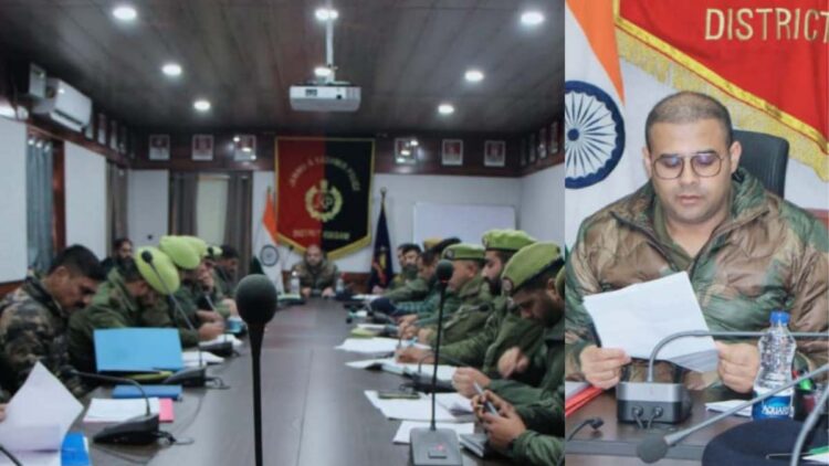 SSP Kulgam Directs SHOs to Ensure Prompt Disposal of Public Grievances During Crime and Security Review Meeting SSP Kulgam Directs SHOs to Ensure Prompt Disposal of Public Grievances During Crime and Security Review Meeting