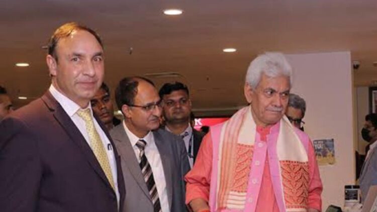 LG Manoj Sinha Extends SKUAST-K Vice Chancellor's Term by Two Years LG Manoj Sinha Extends SKUAST-K Vice Chancellor’s Term by Two Years