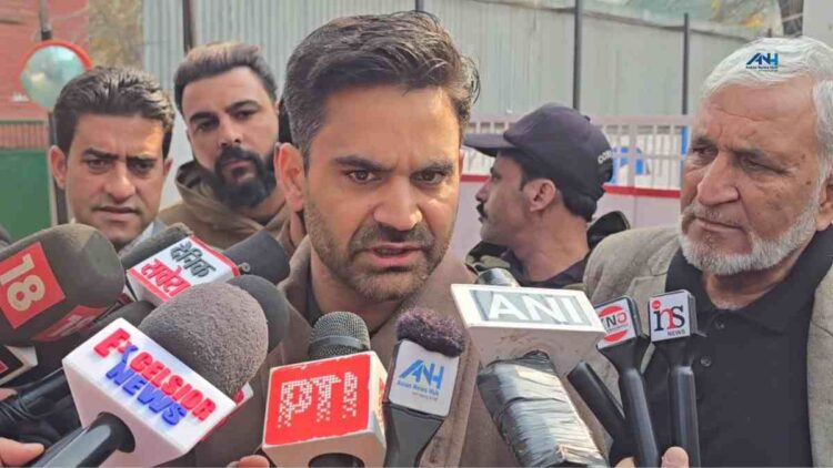 Kashmir Put on Sale, NC Skipping Core Issues: Waheed Para