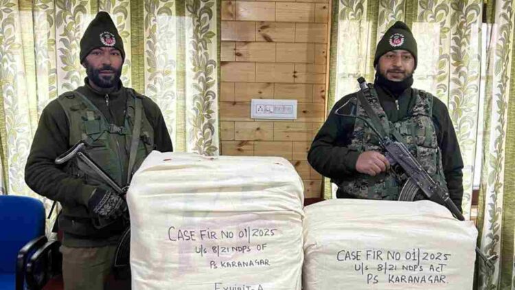 Srinagar Police Seize Illegal Drugs Being Transported Through Courier Service in Karan Nagar Srinagar Police Seize Illegal Drugs Being Transported Through Courier Service in Karan Nagar