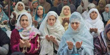 Mehbooba Mufti Greets People on Shab-e-Meraj (SAW)