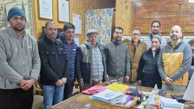 Handicrafts & Handloom Dept Bids Farewell to G. R. Ahanger on Retirement