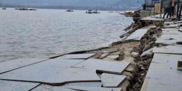 Section of Pathway Collapses on Boulevard Road in Srinagar