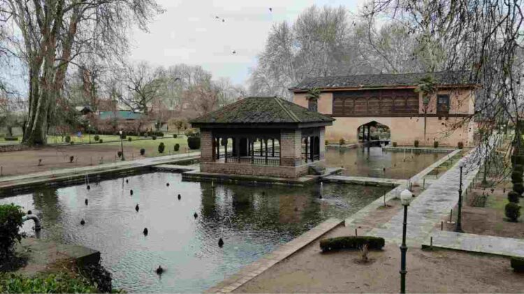 Historic Achabal Spring Rejuvenates, Returns to its Original State Historic Achabal Spring Rejuvenates, Returns to its Original State