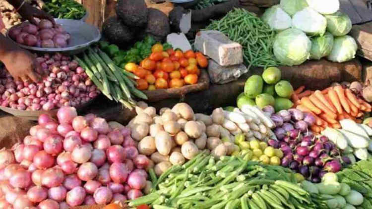 Vegetable, Fruit Prices Soar in Kashmir During Ramadan