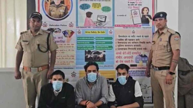 Three Arrested for Assaulting Kashmiri Vendors in Uttarakhand
