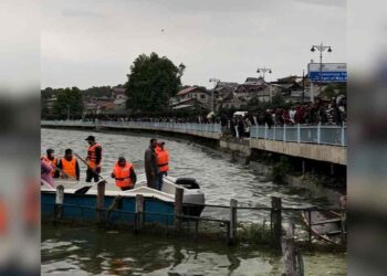 Youth Drowns While Saving Employer Amid Gusty Winds in Dal Lake