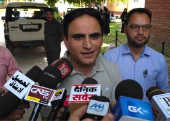 RTO Kashmir Mandates CCTV in School Buses, Warns Against Overloading