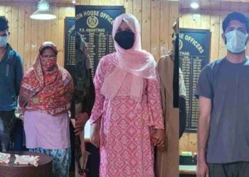 Four Drug Peddlers, Including Two Women, Arrested in Anantnag