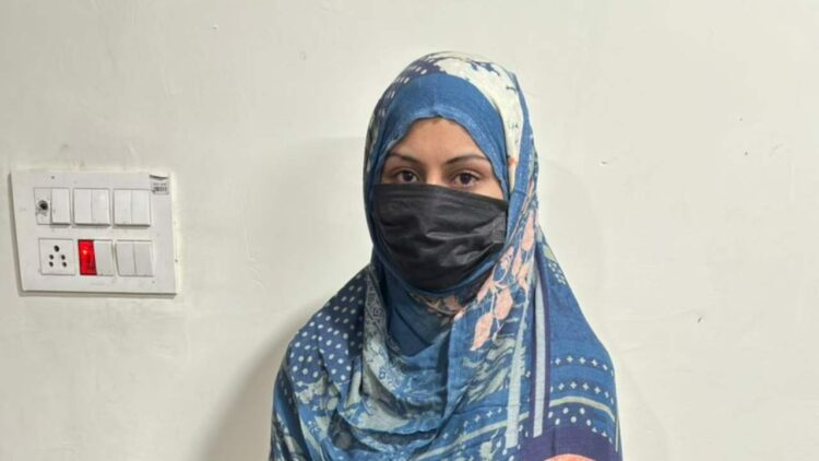 Woman Smuggler Arrested in Kupwara Woman Smuggler Arrested in Kupwara