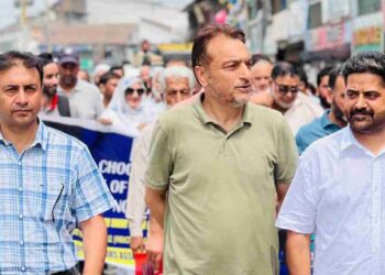 Sopore Chemists and Druggists Lead Drug Awareness Rally on World Drug Day
