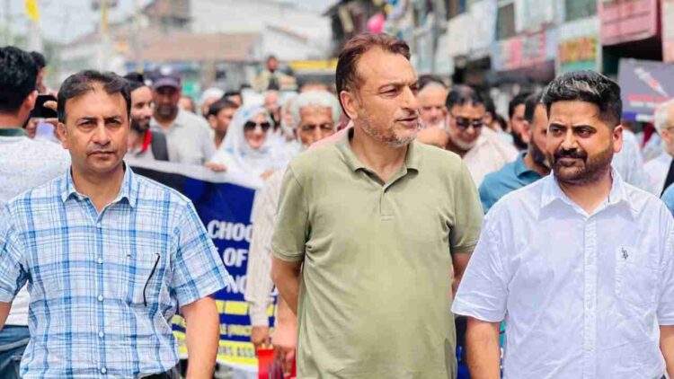 Sopore Chemists and Druggists Lead Drug Awareness Rally on World Drug Day
