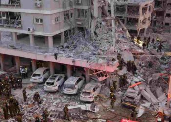 10 Killed, Hundreds Injured in Overnight Iranian Missile Attack on Israel