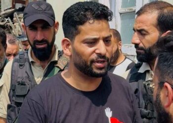 Er. Aijaz Hussain Visits Rajbagh, Donates Two Months’ Salary to Fire Victims