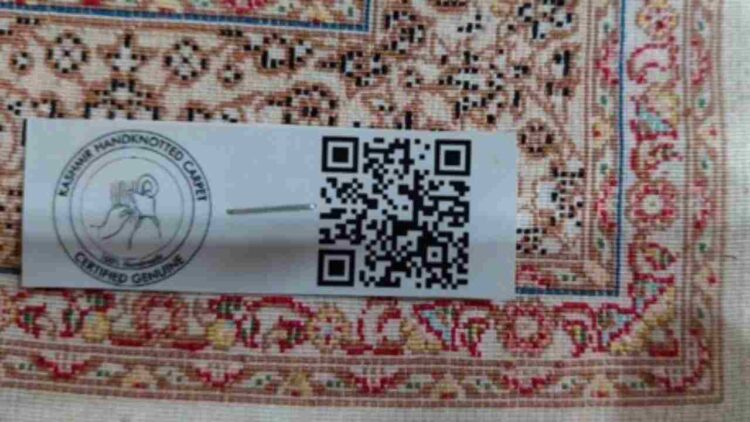 Tangmarg Craft Dealer Blacklisted for Selling Machine-Made Carpet as Handmade GI-Certified Product