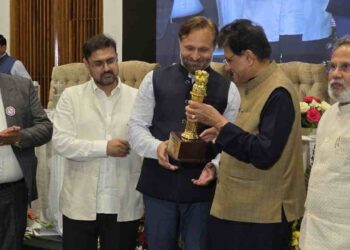 Ujala Cygnus Kashmir Hospital Wins Vyapar Ratna Award for Excellence in Patient, Community Care