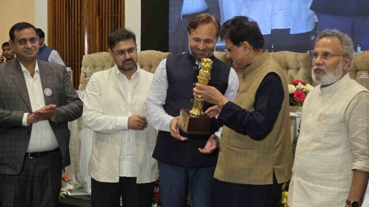 Ujala Cygnus Kashmir Hospital Wins Vyapar Ratna Award for Excellence in Patient, Community Care
