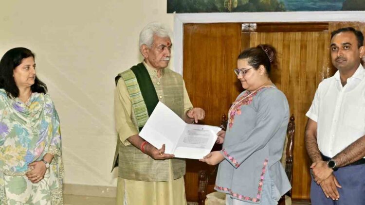 LG Manoj Sinha Hands Over Job Assurance Letter to Daughter of Martyred ADDC Rajouri