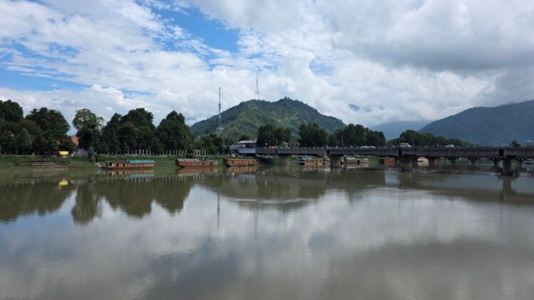 Srinagar Admin on High Alert Amid Weather Forecast: DC