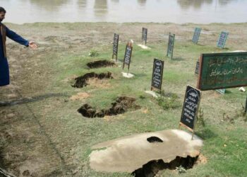 Floods Ravage Noorbagh Graveyard in Srinagar, Scores of Graves Damaged