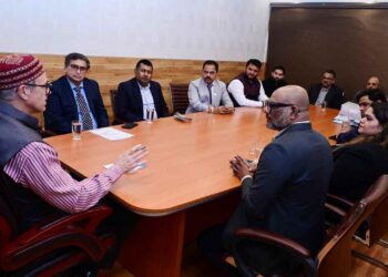Indo-Australian Delegation Meets CM Omar, Discusses CSR Projects for J&K
