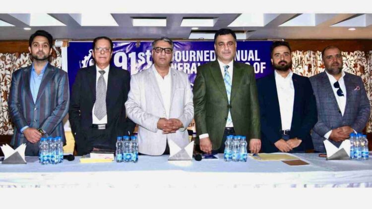 Javid Tenga Re-Elected KCCI President, Umar Nazir TibetBaqal New Sr. Vice President Javid Tenga Re-Elected KCCI President, Umar Nazir TibetBaqal New Sr. Vice President