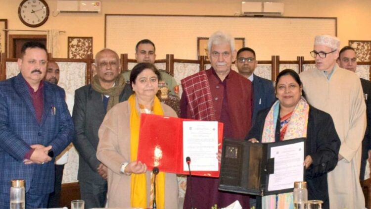 LG Manoj Sinha chairs 84th university council meeting of Kashmir University
