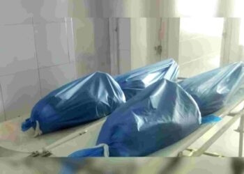 Two anantnag labourers die of suffocation in Srinagar